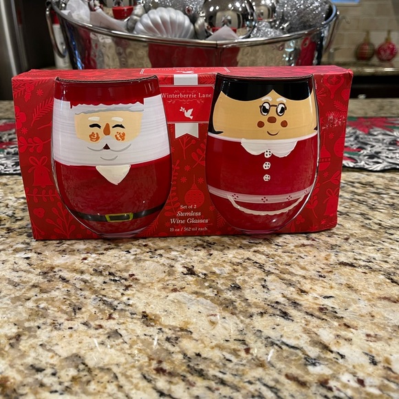 SANTA & MRS CLAUS STEMLESS WINE GLASSES NWT - Picture 3 of 11